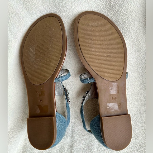 New Guess Rihnestone cloudwalker sandals - size 9M - Picture 6 of 6